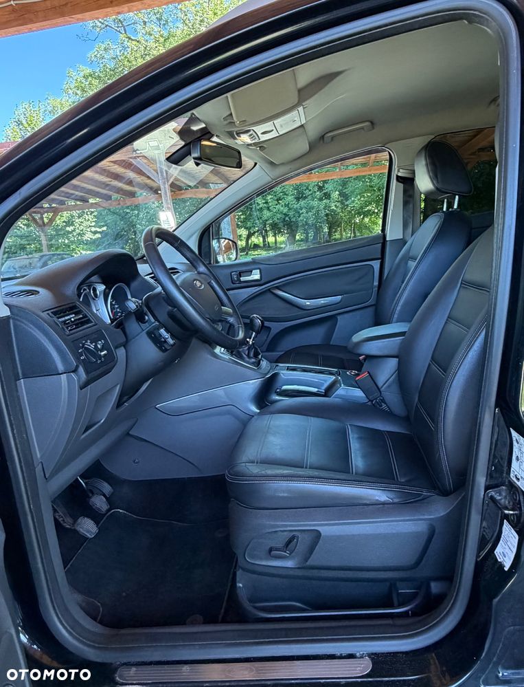 Ford Kuga 2.0 TDCi 4x4 Titanium - 7