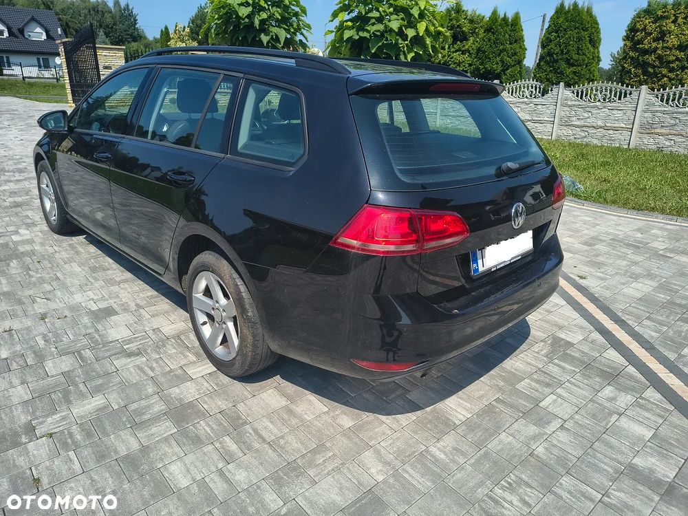 Volkswagen Golf 1.6 TDI DPF Comfortline - 4