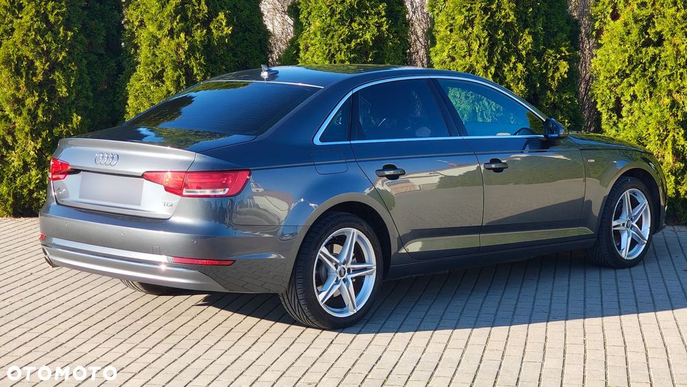 Audi A4 Limousine 2.0 TDI S tronic - 11