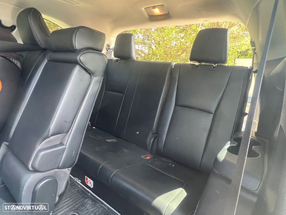 Toyota Highlander 2.5 HDF Premium AWD-i - 17