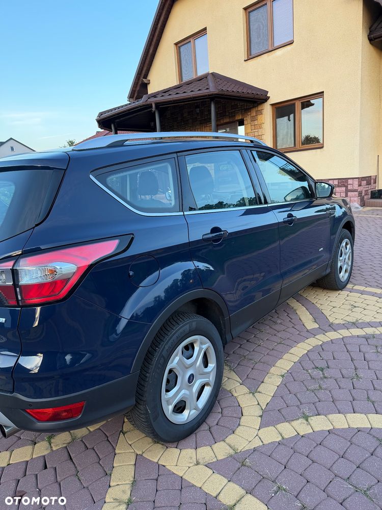 Ford Kuga - 3