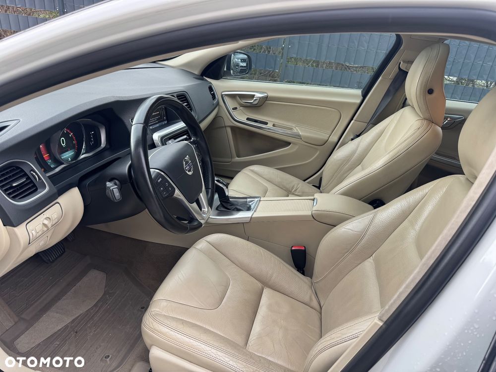 Volvo S60 - 13