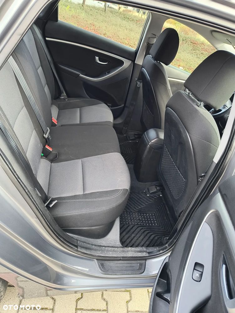 Hyundai i30 1.6 CRDi Classic - 5