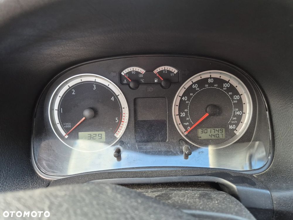 Volkswagen Bora 1.9 TDI - 9