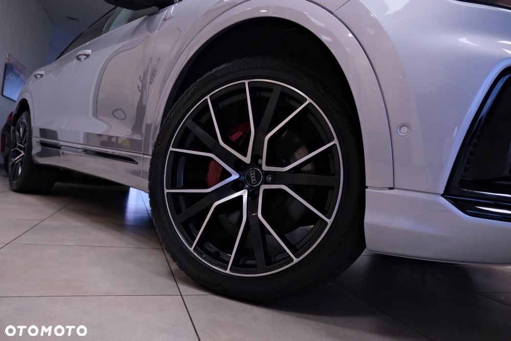 Audi Q8 55 TFSI quattro tiptronic - 6