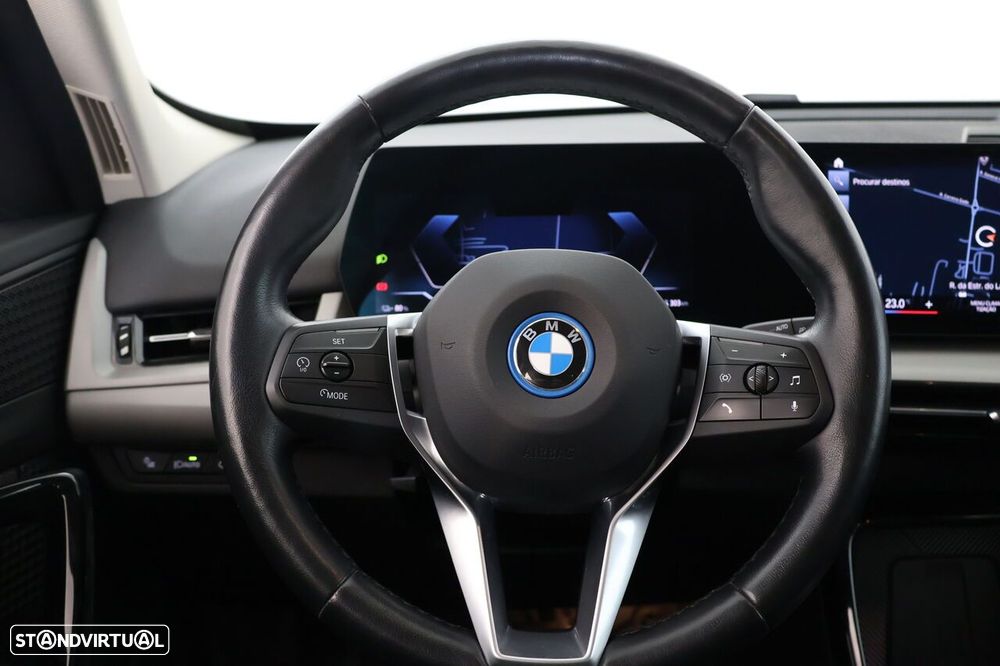 BMW iX1 xDrive30 - 10
