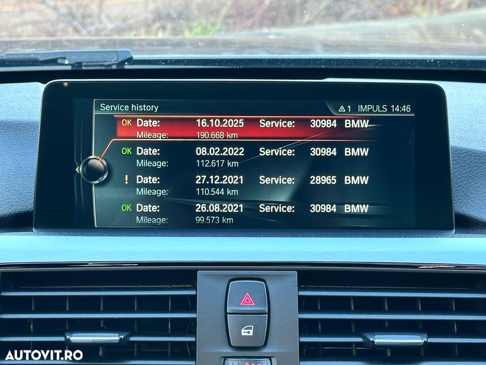 BMW Seria 3 318d Aut. M Sport - 36