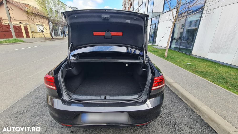 Volkswagen Passat 1.5 TSI ACT Trendline - 13