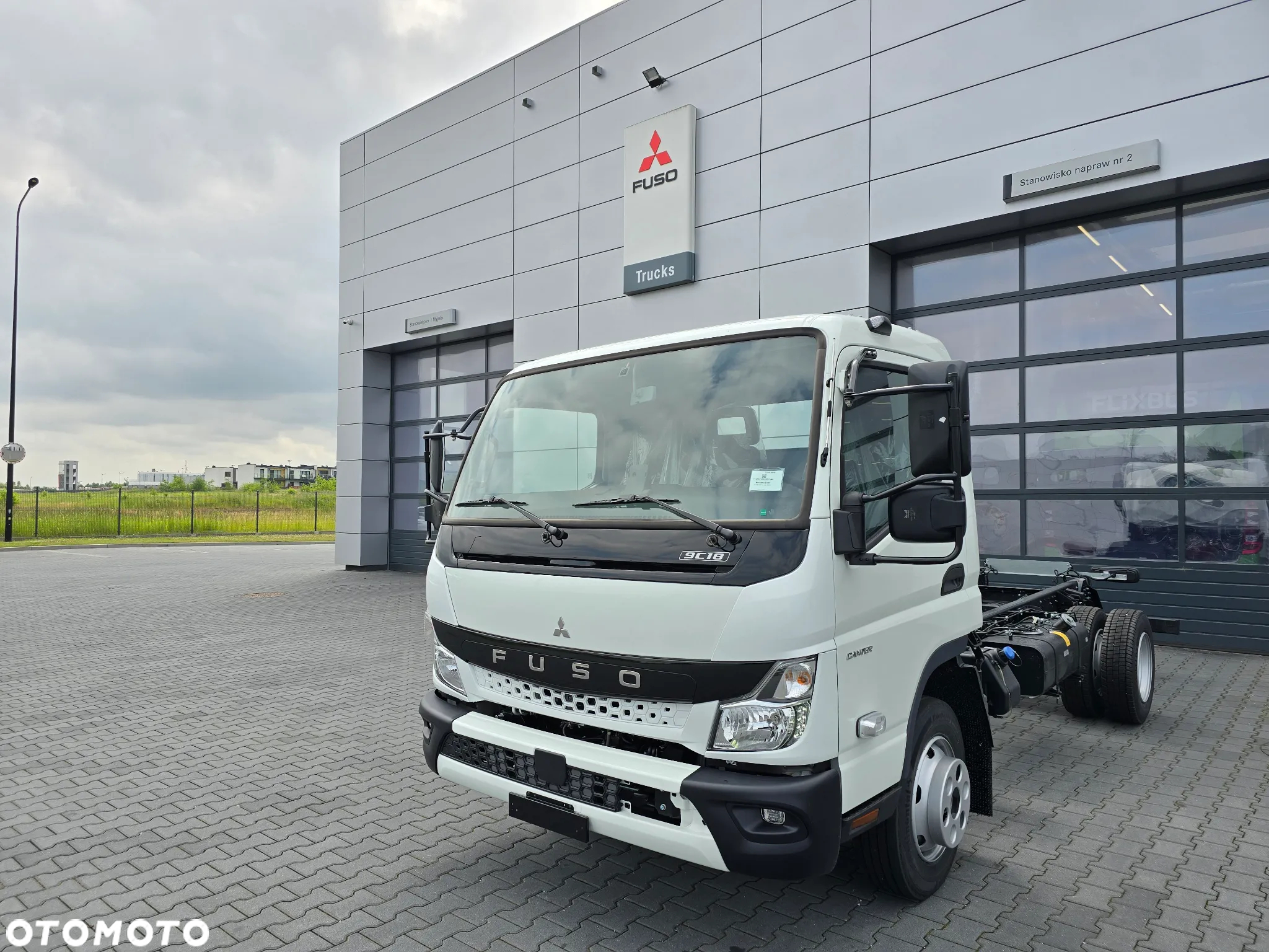 FUSO Canter 9C18 - 8
