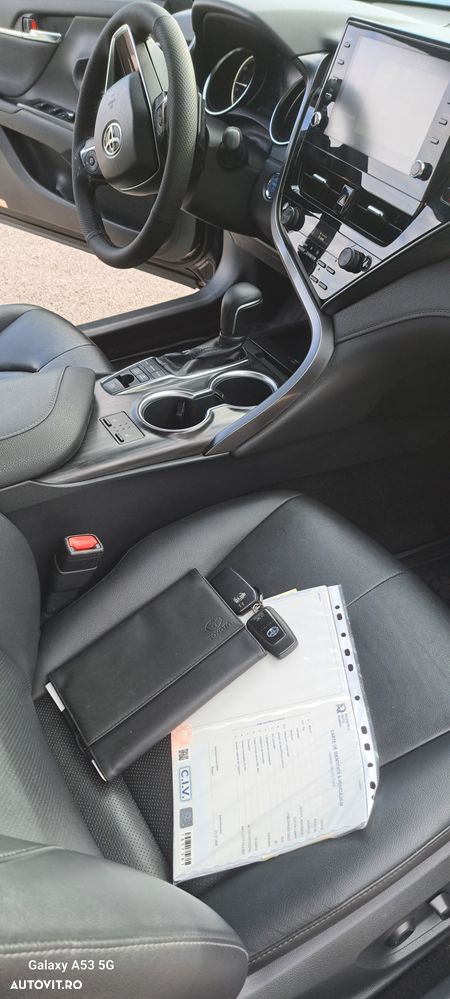 Toyota Camry 2.5 Exclusive - 6