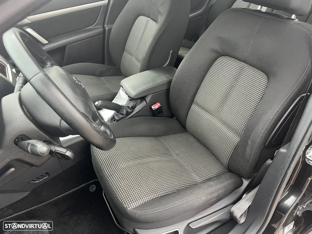 Peugeot 407 2.0 HDi Navteq - 11