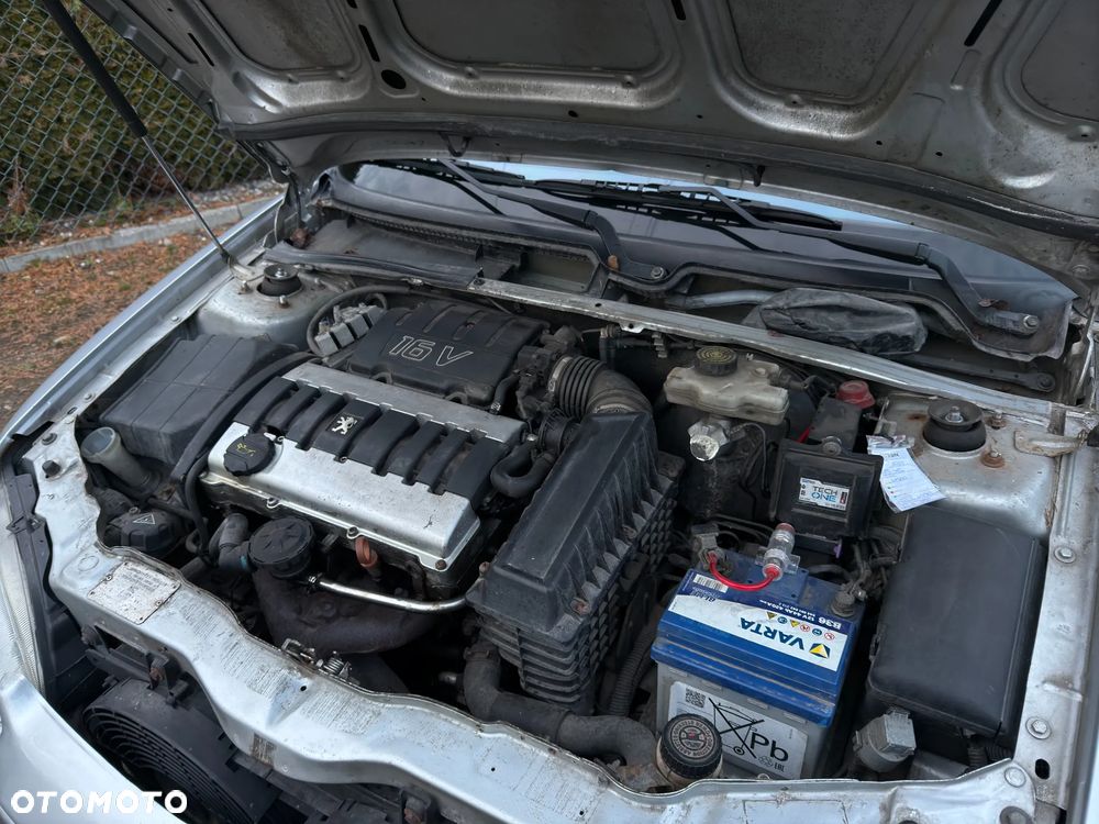 Peugeot 106 1.6 S16 - 25