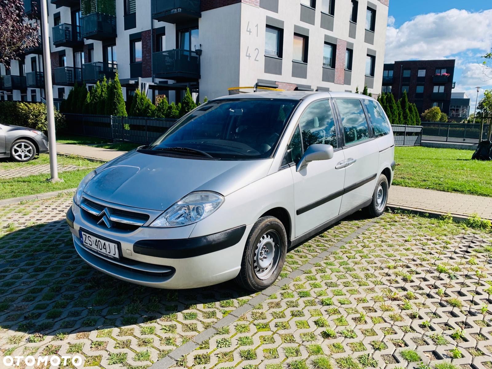 Citroën C8 2.0 16V Tendance - 1