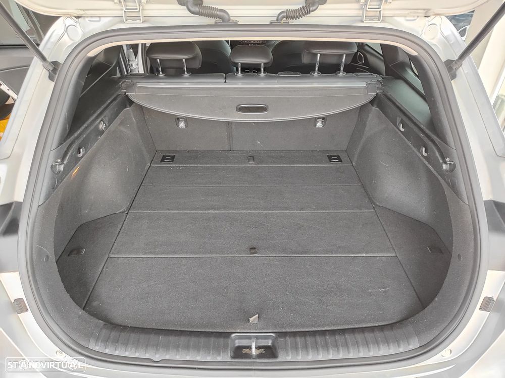 Kia Ceed SW 1.6 CRDi TX+SRF - 16