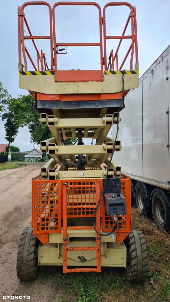 JLG 4069LE Podnośnik Nożycowy  14m Samojezdny Koszowy Zwyżka - 3