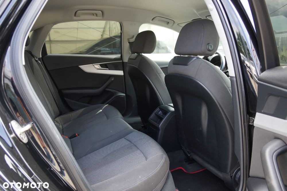 Audi A4 Limousine 2.0 TFSI ultra - 28