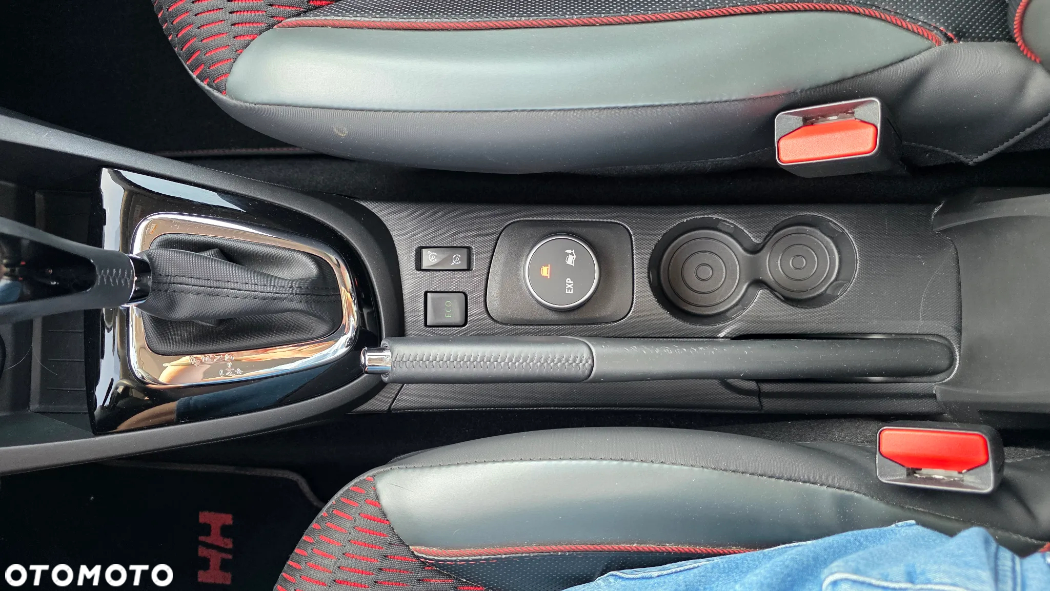 Renault Captur 1.2 TCe Helly Hansen EDC - 10