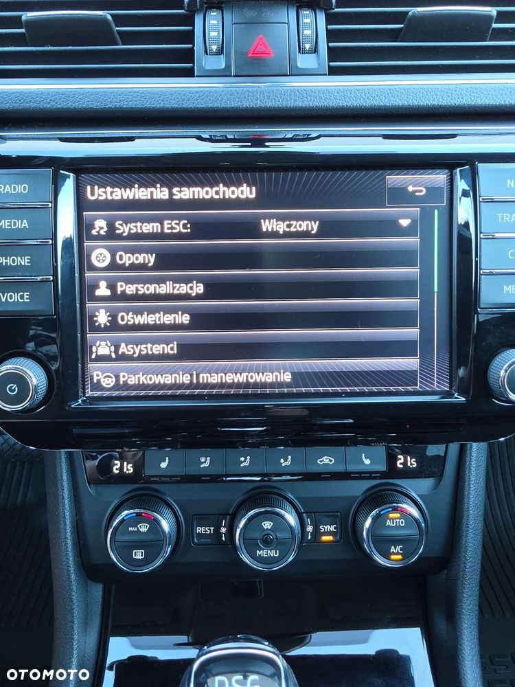 Skoda Superb 2.0 TDI Style DSG - 30