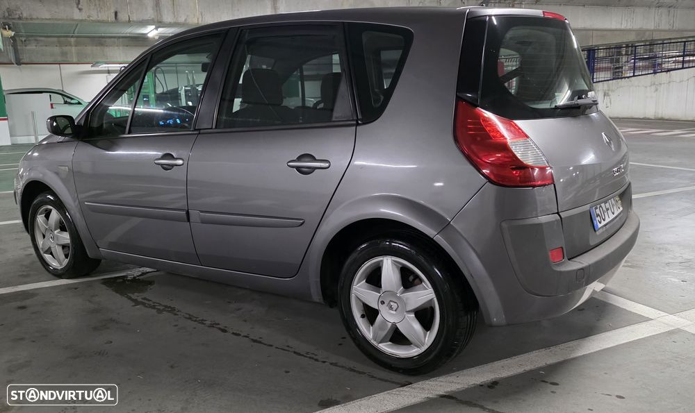 Renault Scénic 1.5 dCi Privilège Luxe - 4