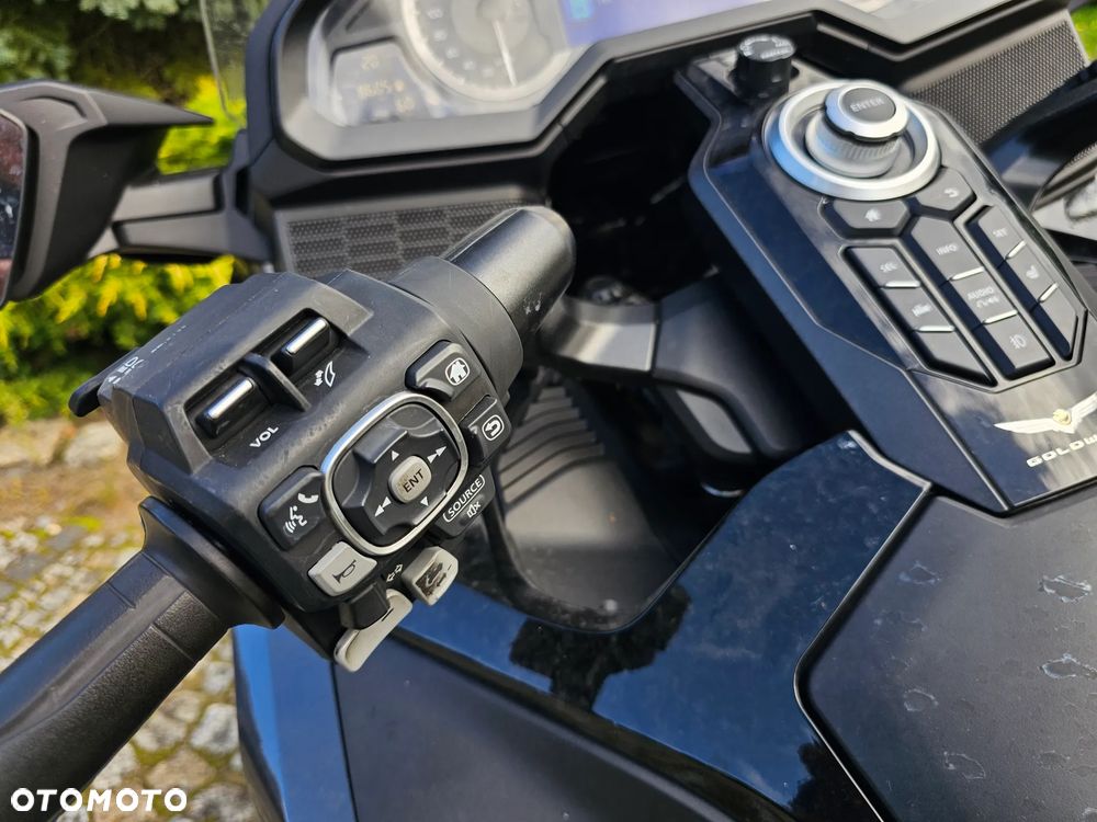Honda GL - 23