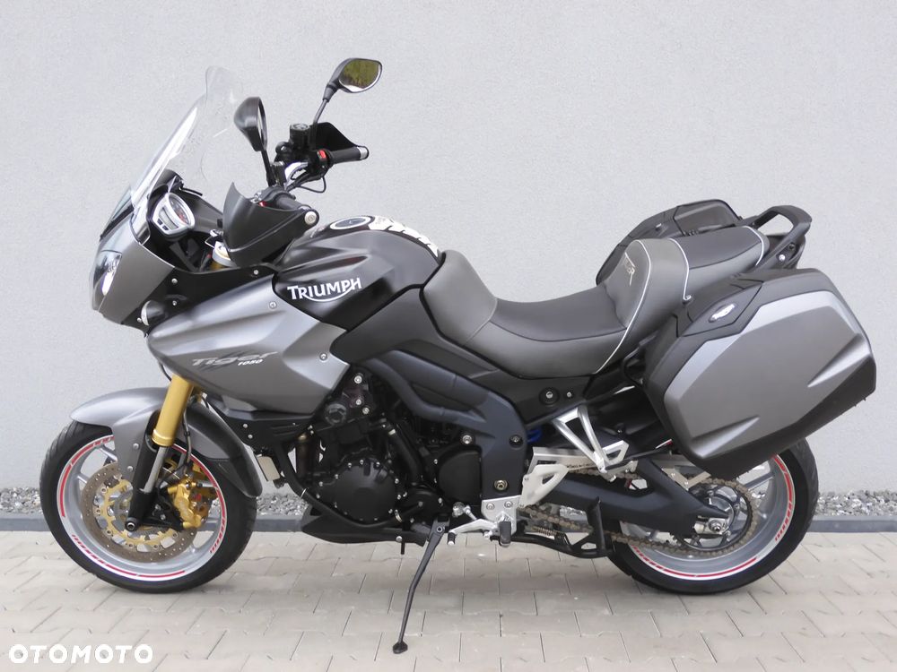 Triumph Tiger - 27