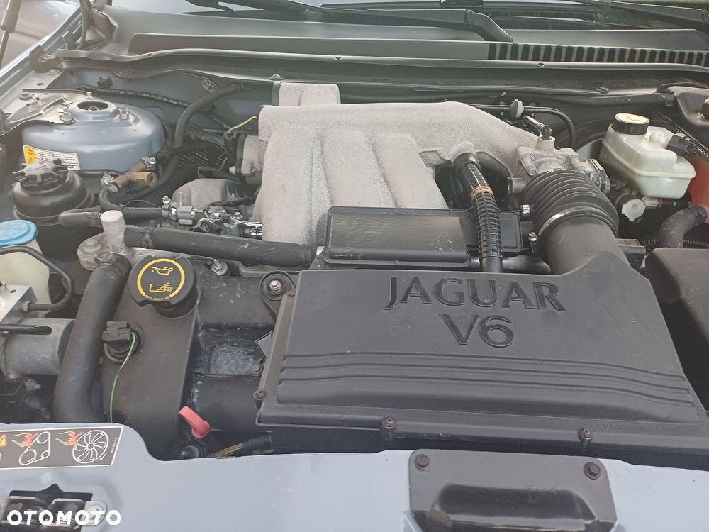 Jaguar X-Type - 9