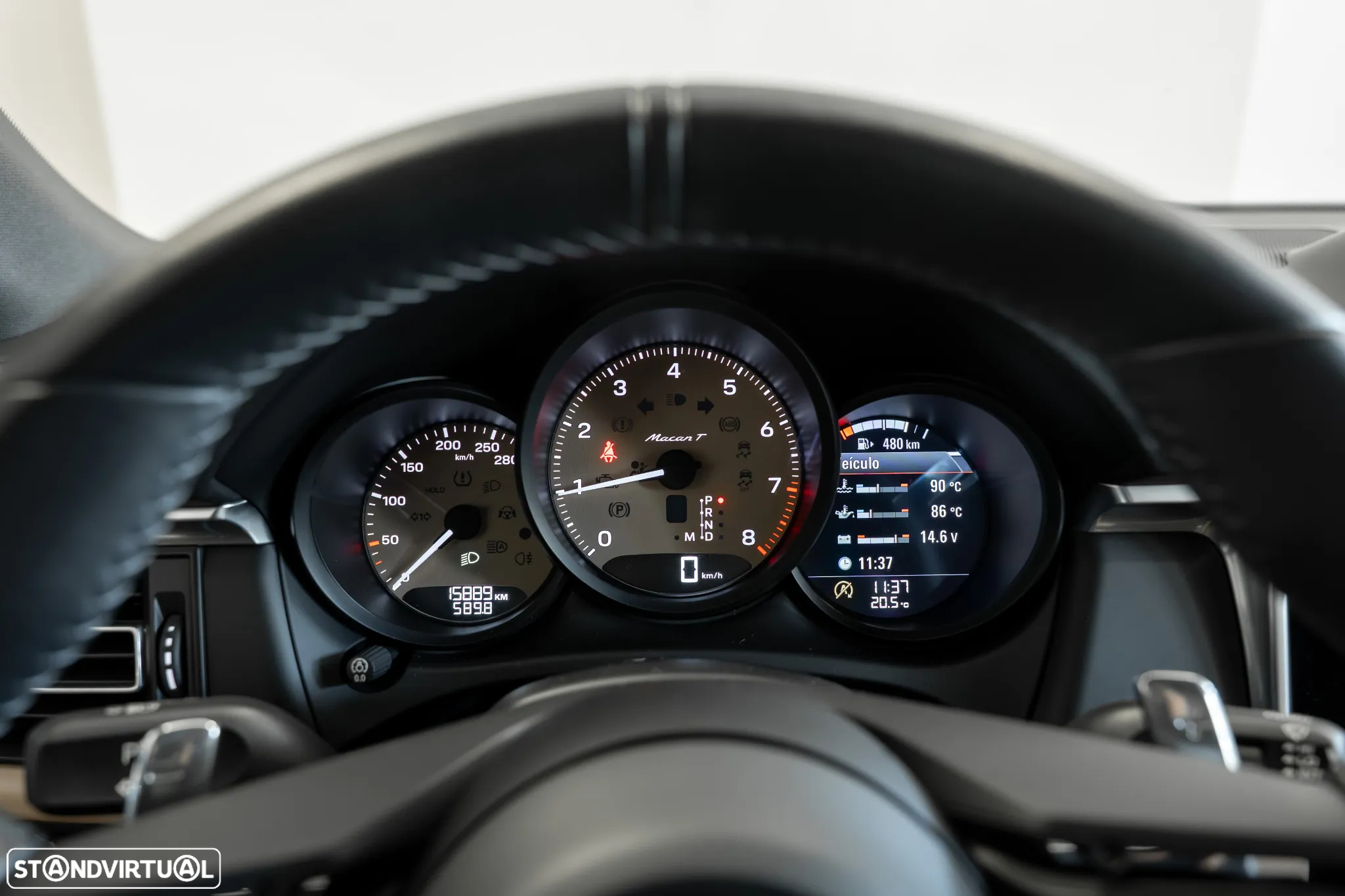 Porsche Macan T - 10