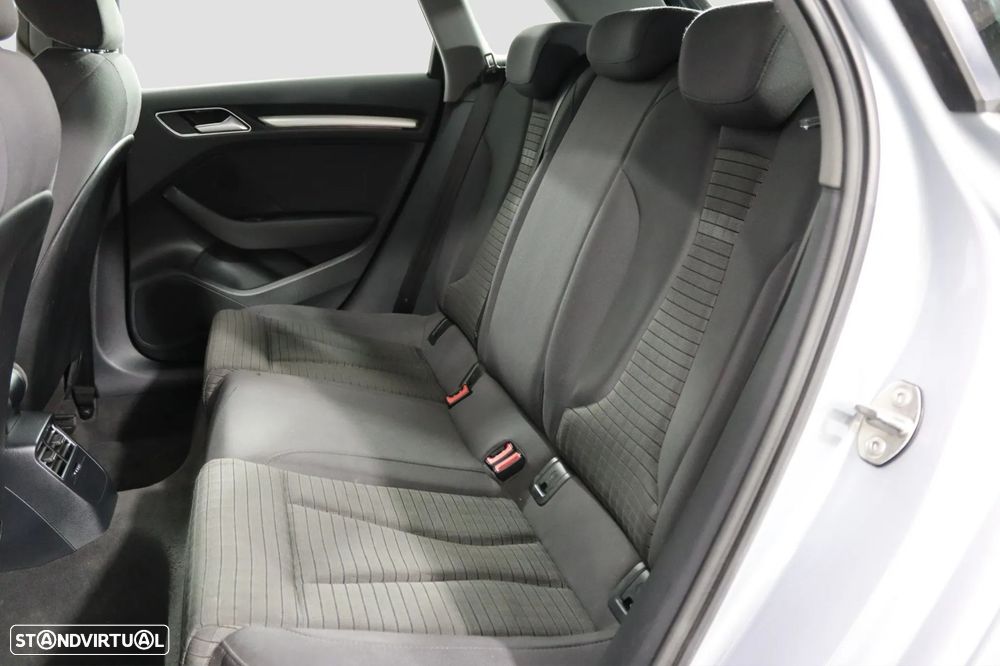 Audi A3 Sportback - 11
