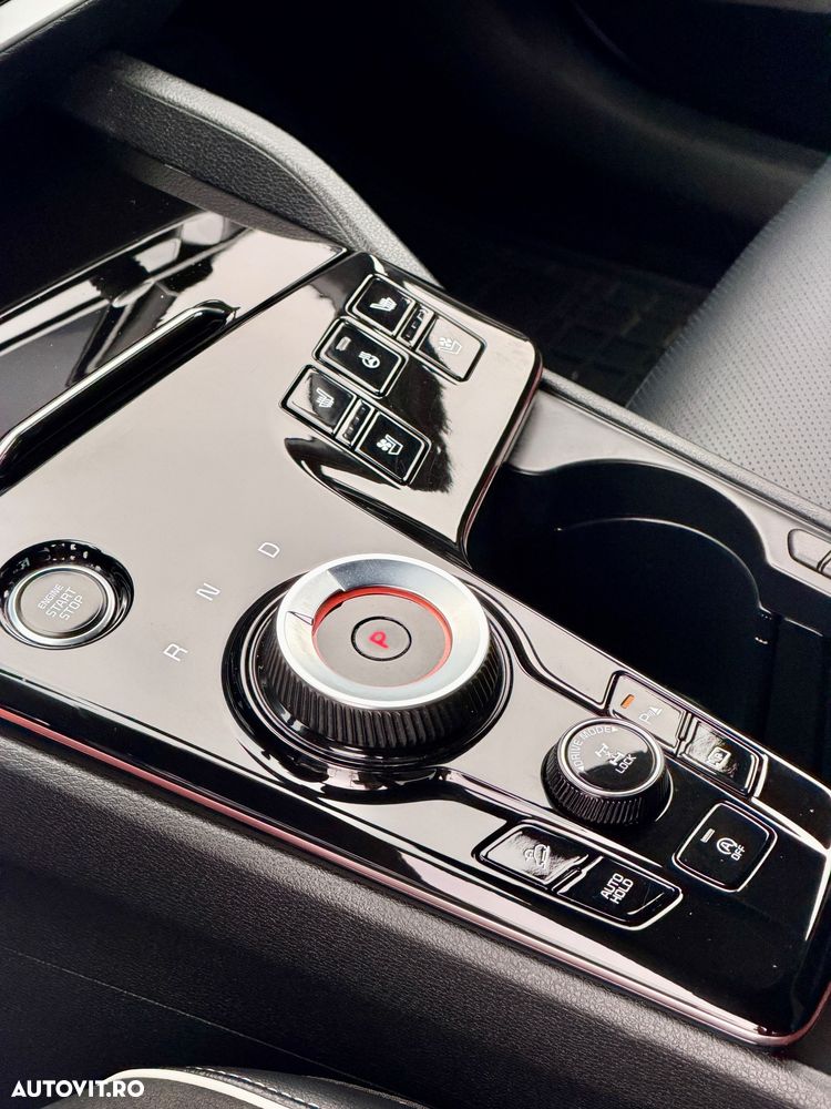 Kia Sportage 1.6 T-GDI MHEV 7DCT HP 4x4 GT Line - 13