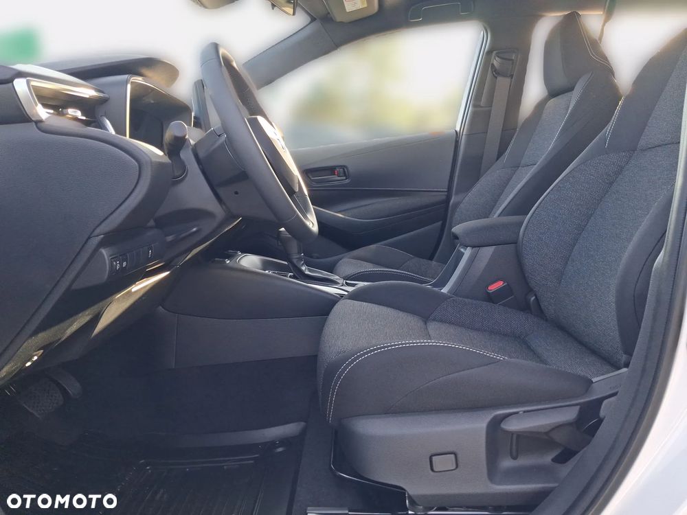 Toyota Corolla 1.8 Hybrid Active - 25