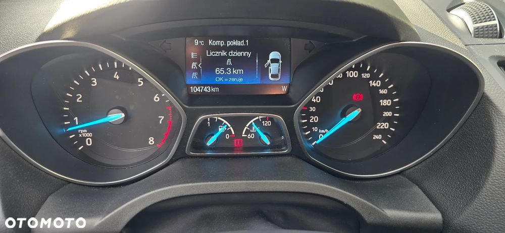 Ford Kuga 1.5 EcoBoost 2x4 Titanium - 22