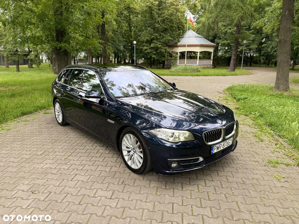BMW Seria 5 530d xDrive Luxury Line - 2