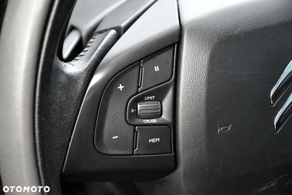 Citroën C4 Cactus - 19