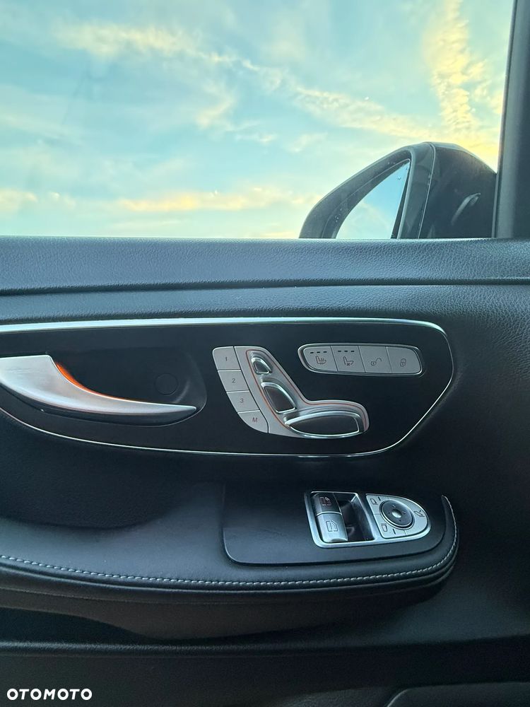 Mercedes-Benz Klasa V 250 (BlueTEC) d Avantgarde 7G-Tronic (d³ugi) - 16
