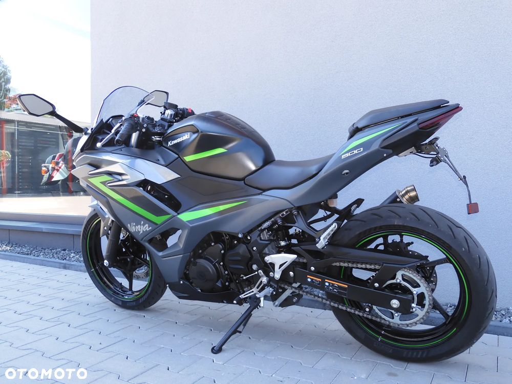 Kawasaki Ninja 500 - 35