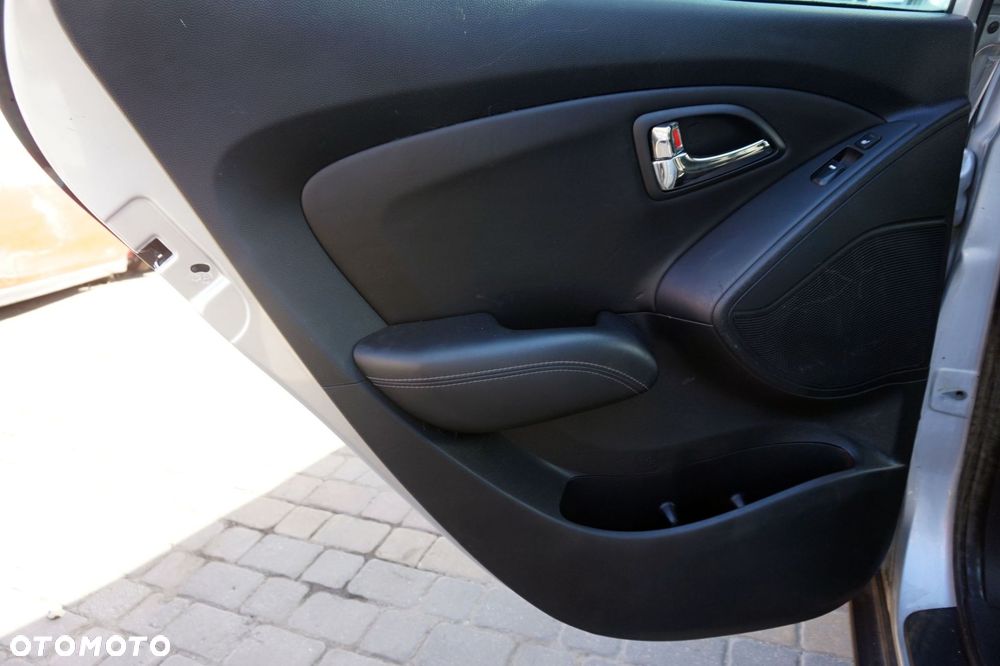 DRZWI TYLNE LEWE IX35 I  RAH  SREBRNY HYUNDAI 2009-2015 - 6