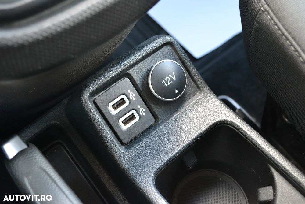Ford Transit Connect - 26