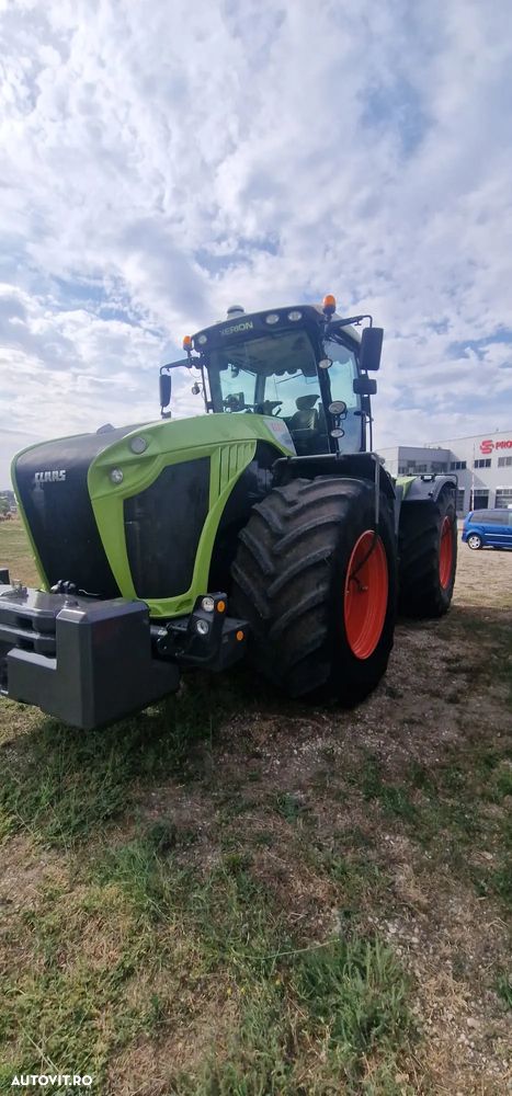 Claas Xerion 5000 Trac - 2