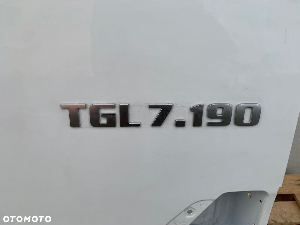 MAN TGL II 2020- DRZWI LEWE 81.62630-2404C - 9