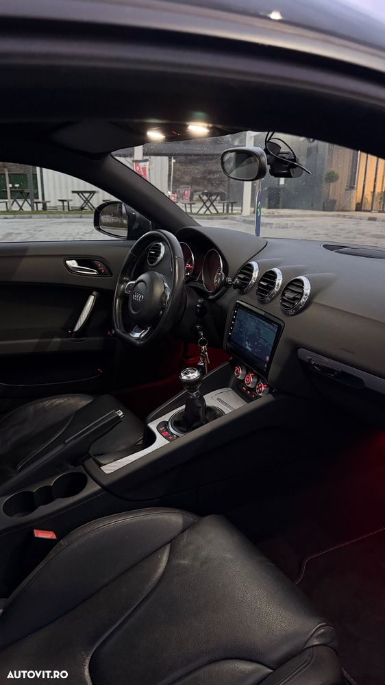 Audi TT Coupe 2.0 TDI quattro - 13