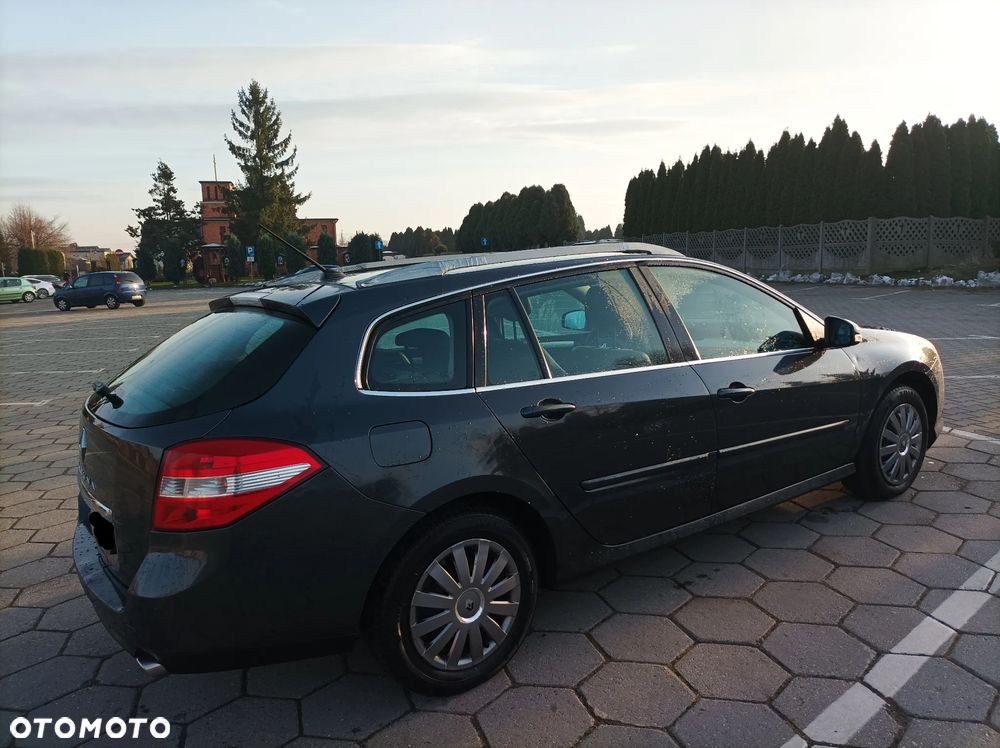 Renault Laguna 2.0 dCi FAP Privilege - 15