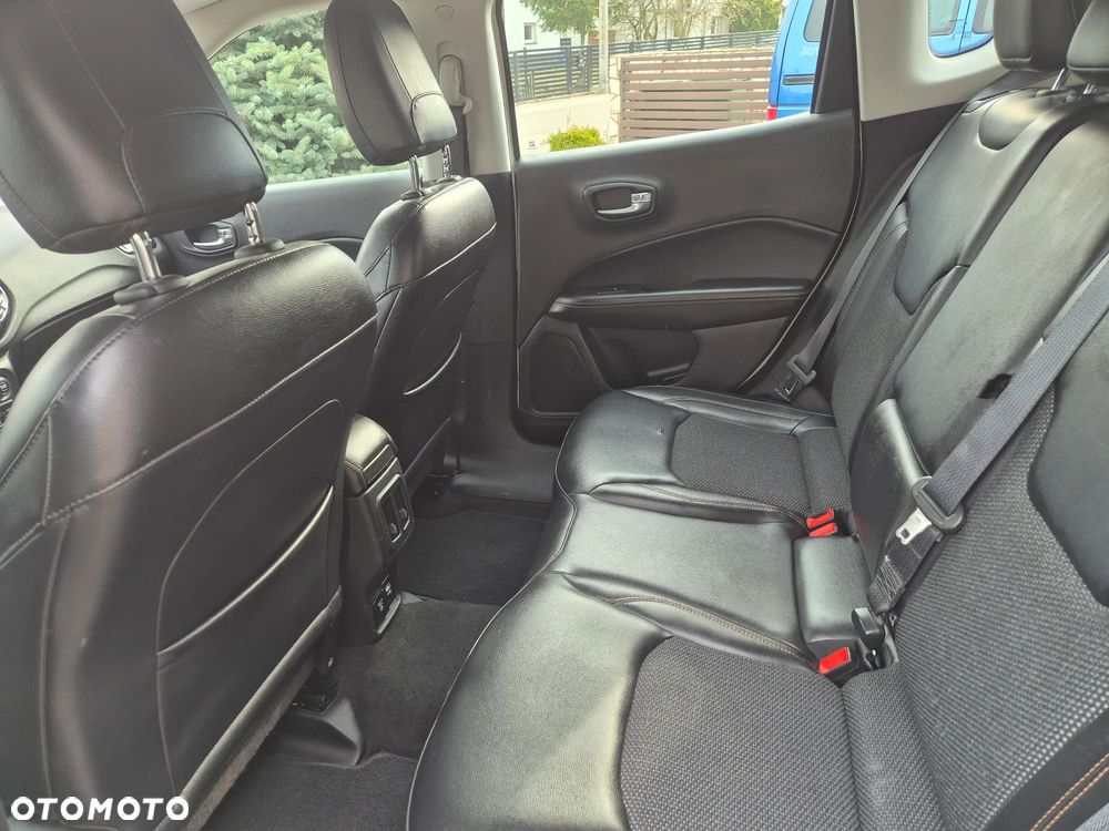 Jeep Compass 2.0 MultiJet Active Drive Automatik Limited - 32