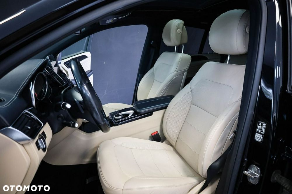 Mercedes-Benz GLE - 19