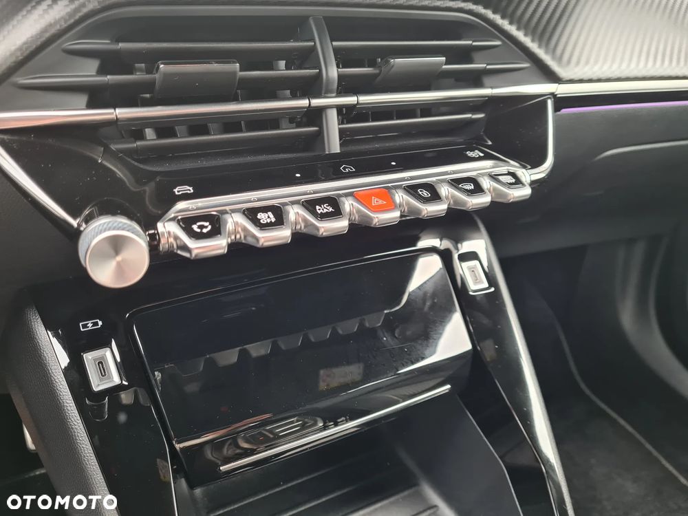 Peugeot 2008 1.2 PureTech GT S&S EAT8 - 20