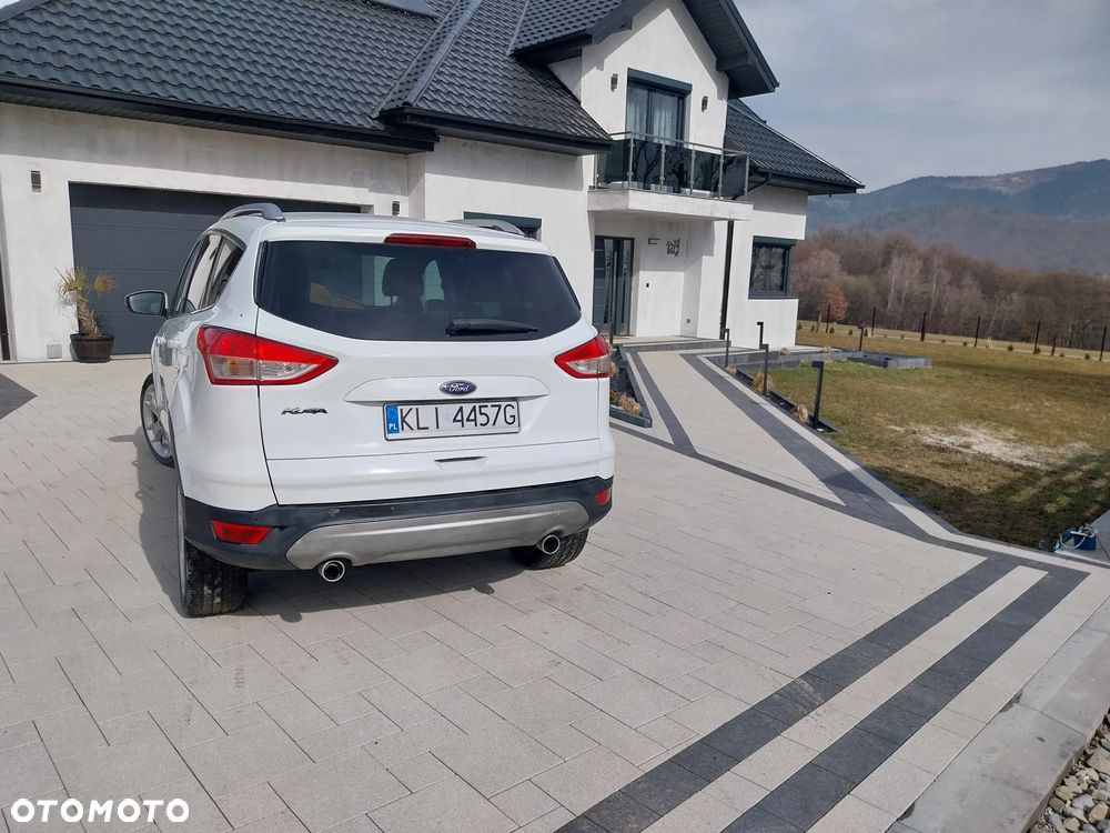 Ford Kuga - 12