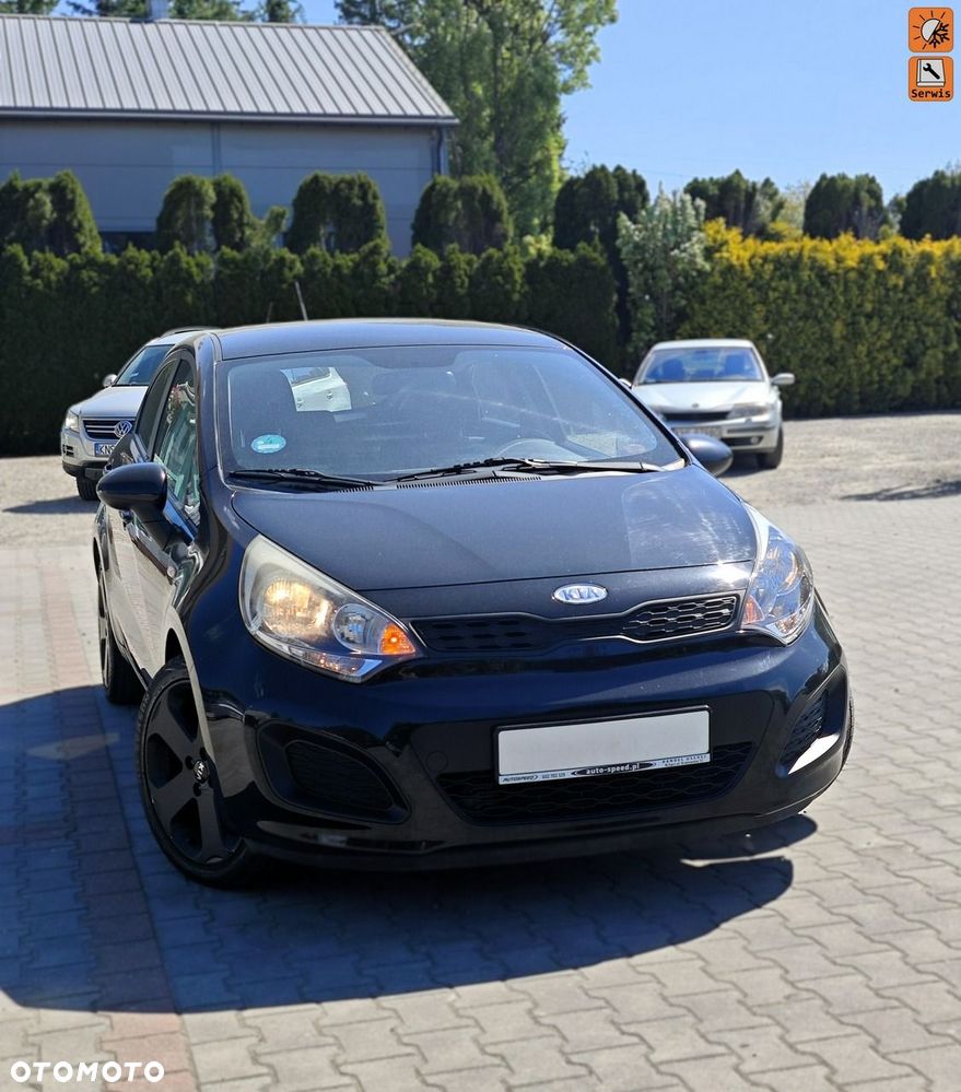 Kia Rio - 1