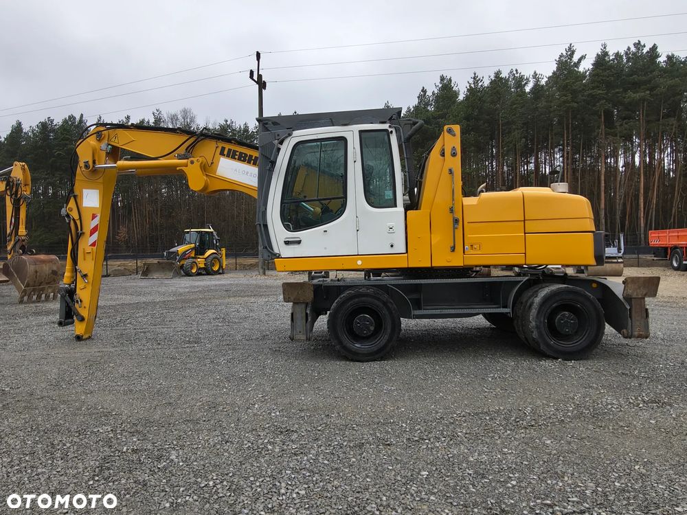 Liebherr A316 koparka Przeładunkowa - 6