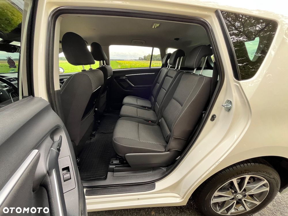 Toyota Verso - 28