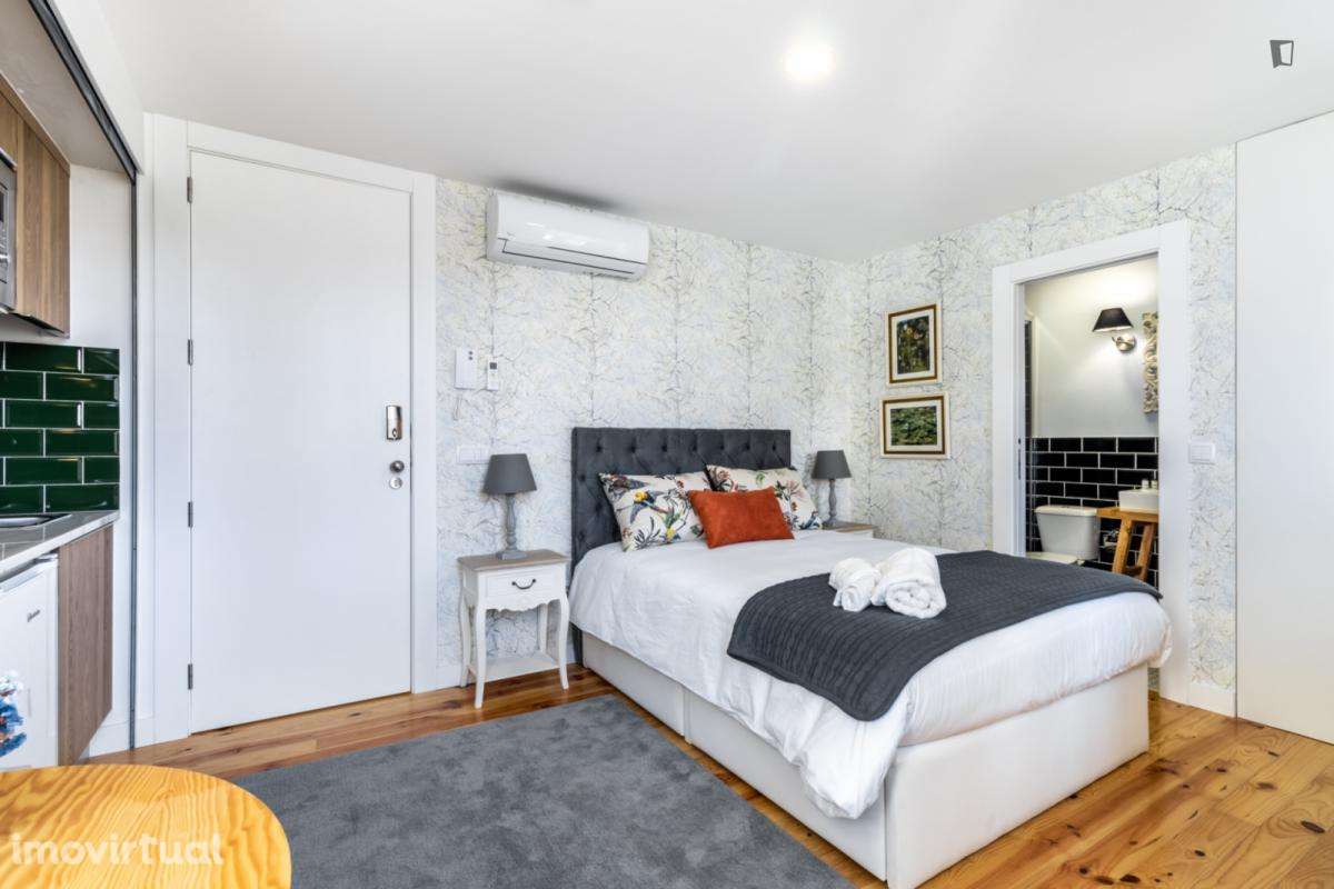 Estúdio - localizado em Montarroio Coimbra - Grande imagem: 3/14