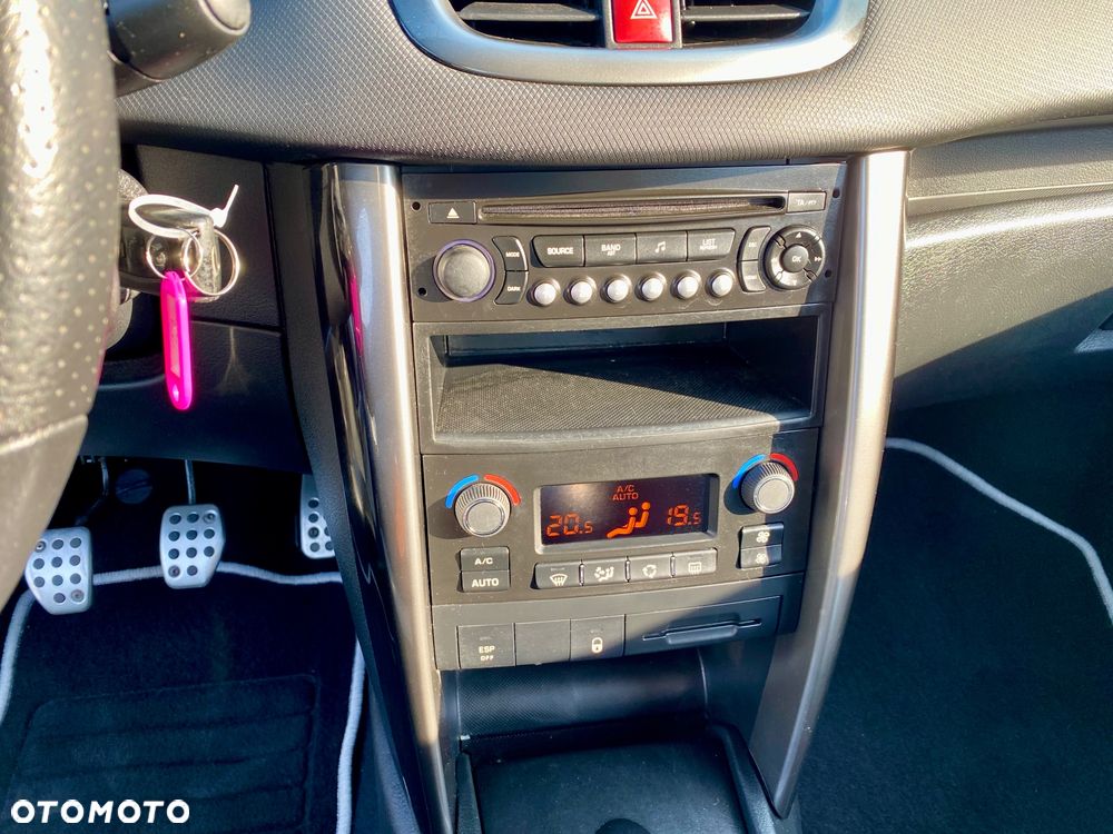 Peugeot 307 CC 1.6 - 6